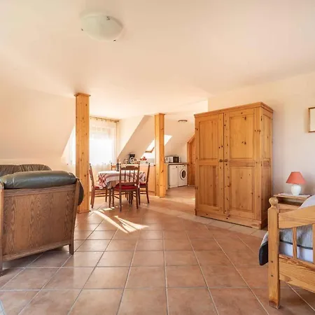 In - Balaton 19020 * Kestel